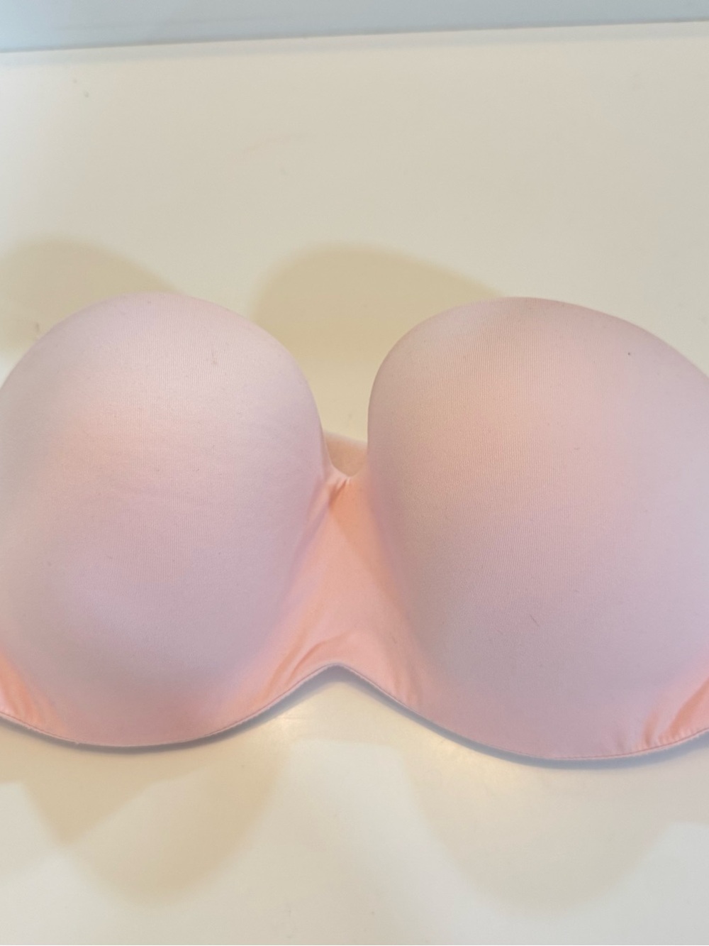 Victoria's Secret Strapless Bandeau Bra in Light Pink